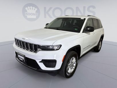 Used 2023 Jeep Grand Cherokee Laredo w/ Luxury Tech Group I