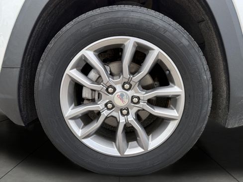Used 2022 GMC Terrain SLT AWD/4WD image 7