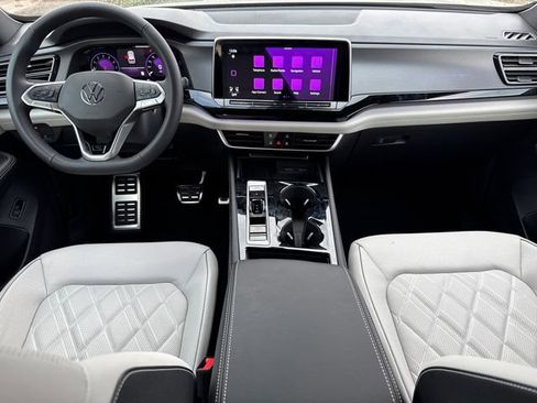 New 2026 Volkswagen Atlas Cross Sport SEL Premium R-Line image 30