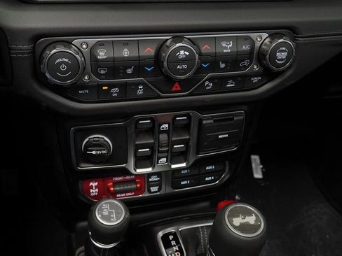 New 2026 Jeep Wrangler Unlimited Rubicon 392 image 24