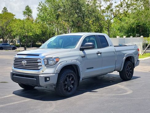 Used 2021 Toyota Tundra SR5 w/ SR5 Upgrade Package AWD/4WD image 8