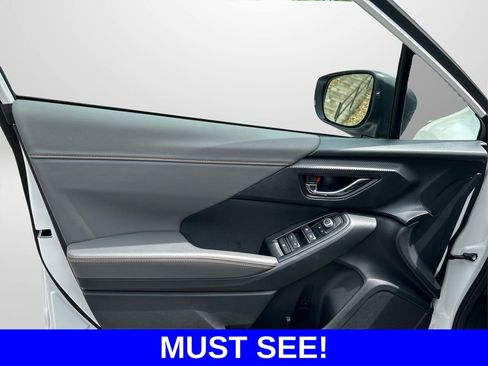 Certified 2025 Subaru Crosstrek 2.5i Limited w/ Crosstrek Mirror Package image 22