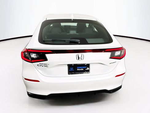 Used 2023 Honda Civic Sport image 7