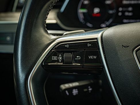 Used 2021 Audi e-tron Premium w/ Convenience Plus Package image 26