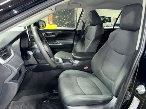 Certified 2024 Toyota RAV4 XLE AWD/4WD image 15