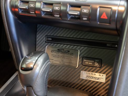Used 2013 Nissan GT-R Premium image 21