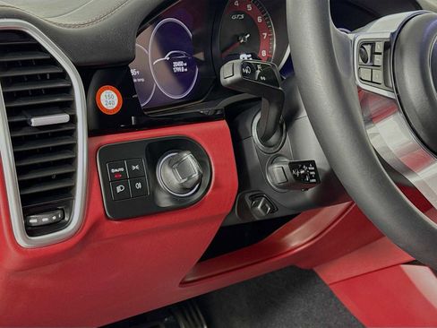 Certified 2023 Porsche Cayenne GTS AWD/4WD image 14
