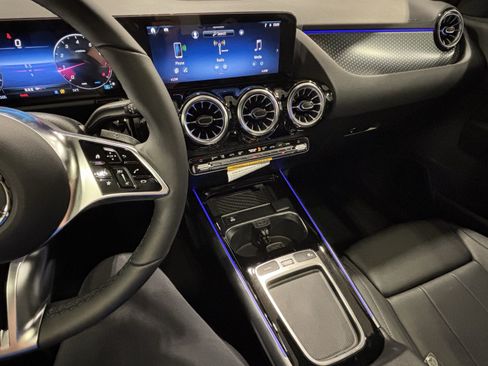 New 2026 Mercedes-Benz GLA 250 image 19