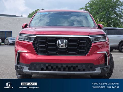 Used 2024 Honda Pilot Elite image 18