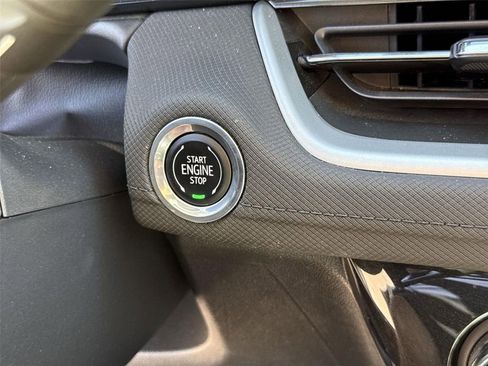 Used 2025 Chevrolet TrailBlazer LT image 15