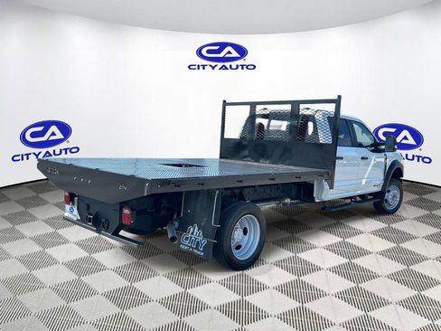 Used 2024 Ford F550 4x4 Crew Cab Super Duty image 3