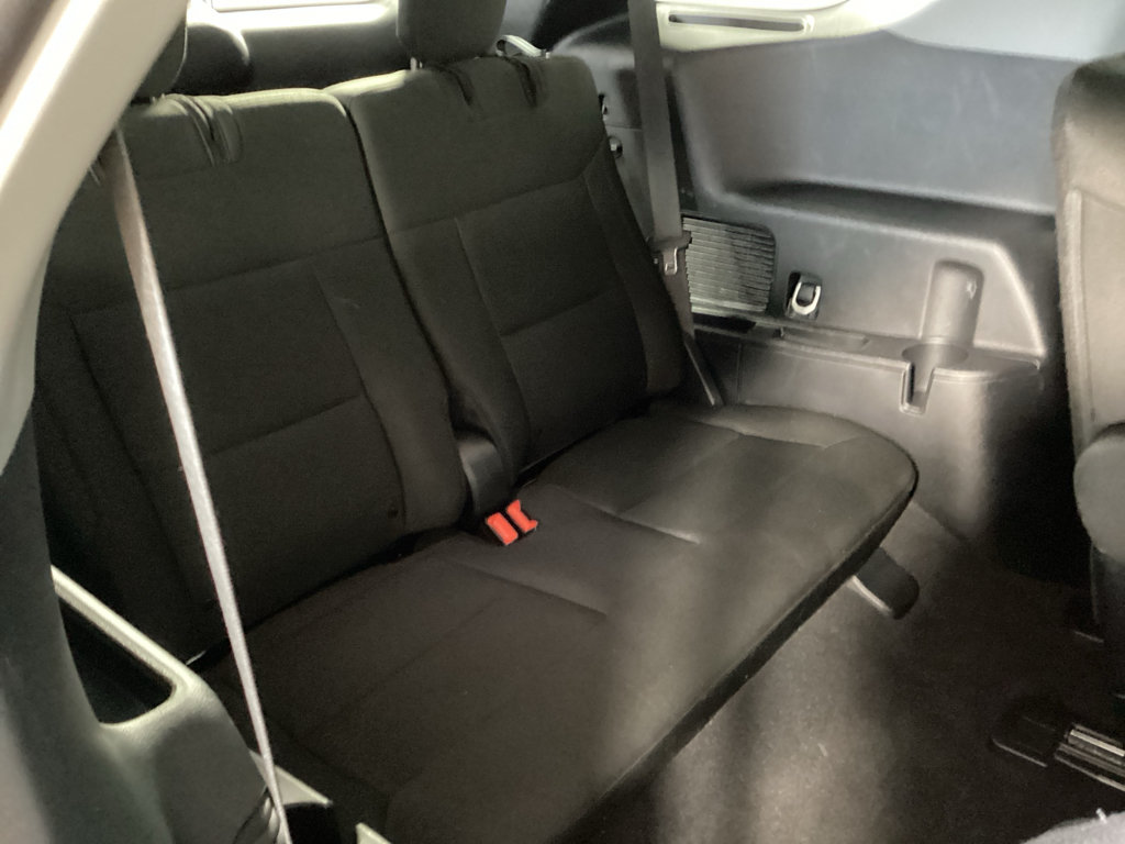 Used 2023 Ford Explorer XLT AWD/4WD image 13