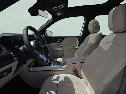 New 2026 Mercedes-Benz GLB 250 image 15
