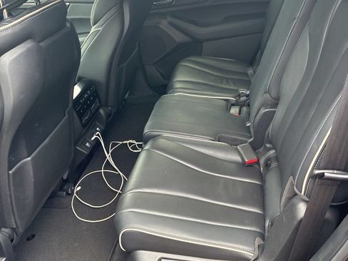 Used 2023 Acura MDX SH-AWD w/ Advance Package image 15