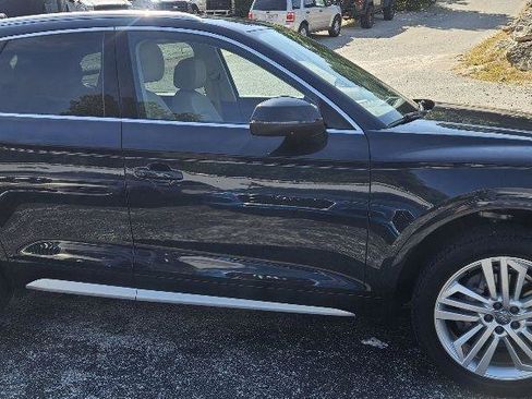 Used 2018 Audi Q5 2.0T Premium Plus w/ Premium Plus Package AWD/4WD image 4