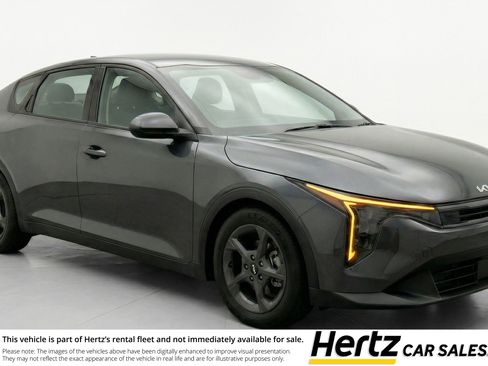 Used 2025 Kia K4 LXS image 1