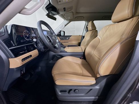 New 2026 INFINITI QX80 Luxe w/ Cargo Package image 26