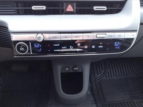 Used 2024 Hyundai Ioniq 5 SE image 15