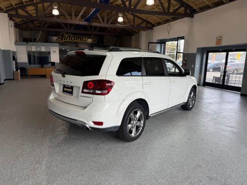 Used 2017 Dodge Journey Crossroad image 7