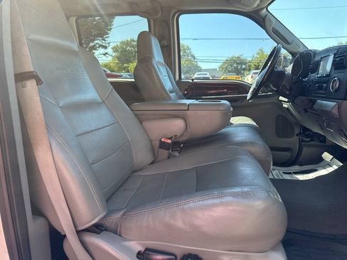 Used 2005 Ford F250 Lariat AWD/4WD image 15