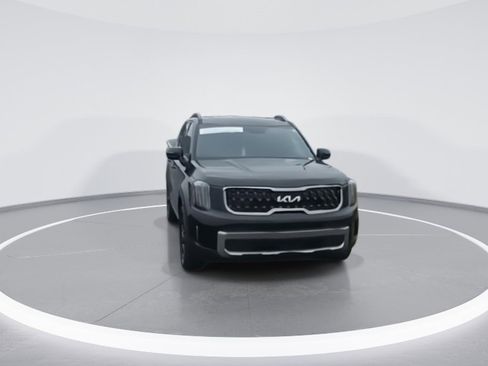 Used 2023 Kia Telluride EX X-Line image 2