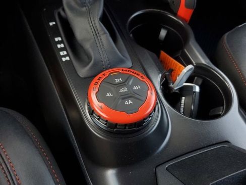 Used 2025 Ford Bronco Stroppe Edition AWD/4WD image 32