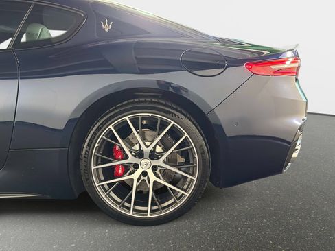 Used 2024 Maserati GranTurismo Trofeo AWD/4WD image 15