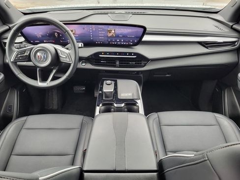 Certified 2025 Buick Enclave Preferred FWD image 14