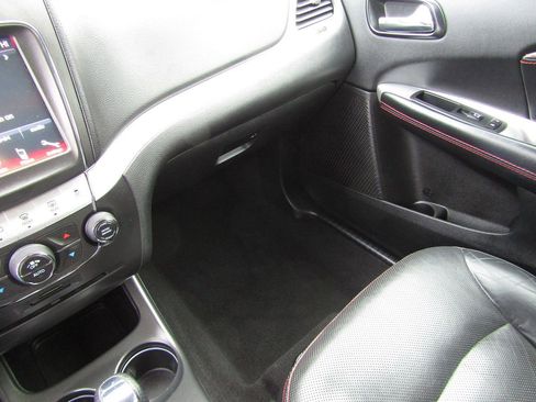 Used 2018 Dodge Journey GT w/ Driver Convenience Group image 25