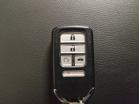 Used 2021 Honda Accord LX image 32