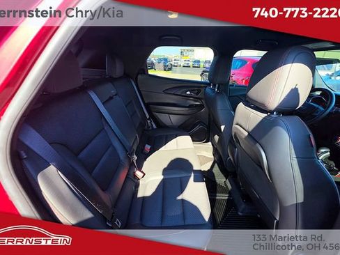 Used 2023 Chevrolet TrailBlazer RS FWD image 23