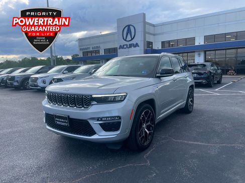 Used 2022 Jeep Grand Cherokee Summit AWD/4WD image 1