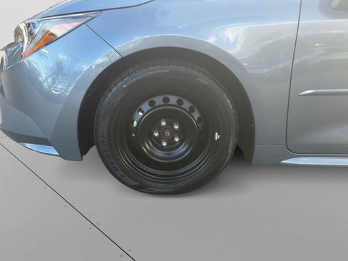 Used 2024 Toyota Corolla LE image 19