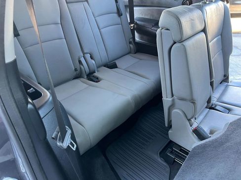 Used 2016 Honda Pilot Touring image 14