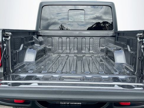 Certified 2023 Jeep Gladiator Rubicon w/ Trailer Tow Package image 24