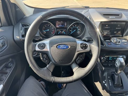 Used 2014 Ford Escape Titanium w/ Equipment Group 401A AWD/4WD image 16