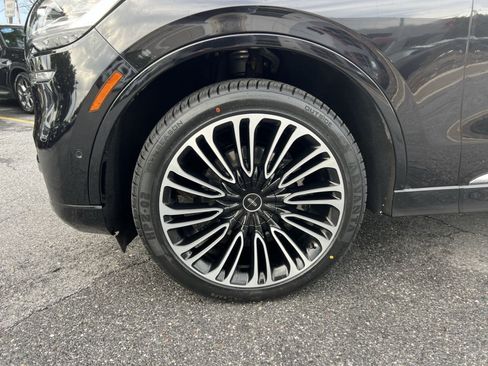 Used 2024 Lincoln Aviator Black Label w/ Dynamic Handling Package AWD/4WD image 12