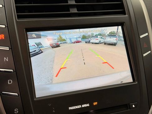 Used 2015 Lincoln MKC FWD w/ Equipment Group 101A Select image 19