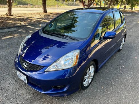 Used 2009 Honda Fit Sport image 3