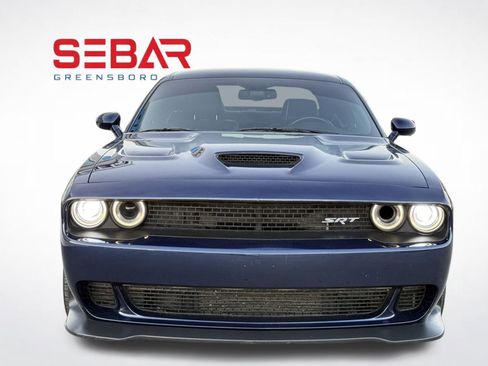 Used 2015 Dodge Challenger SRT Hellcat image 3