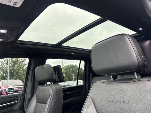 Certified 2024 GMC Yukon XL Denali w/ LPO, Floor Liner Package AWD/4WD image 19