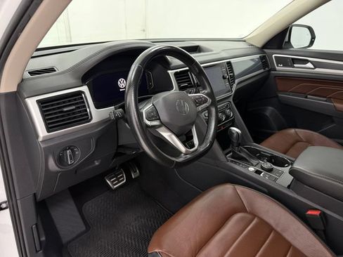 Used 2021 Volkswagen Atlas SEL Premium w/ MDO Package (Bench Seat) AWD/4WD image 8