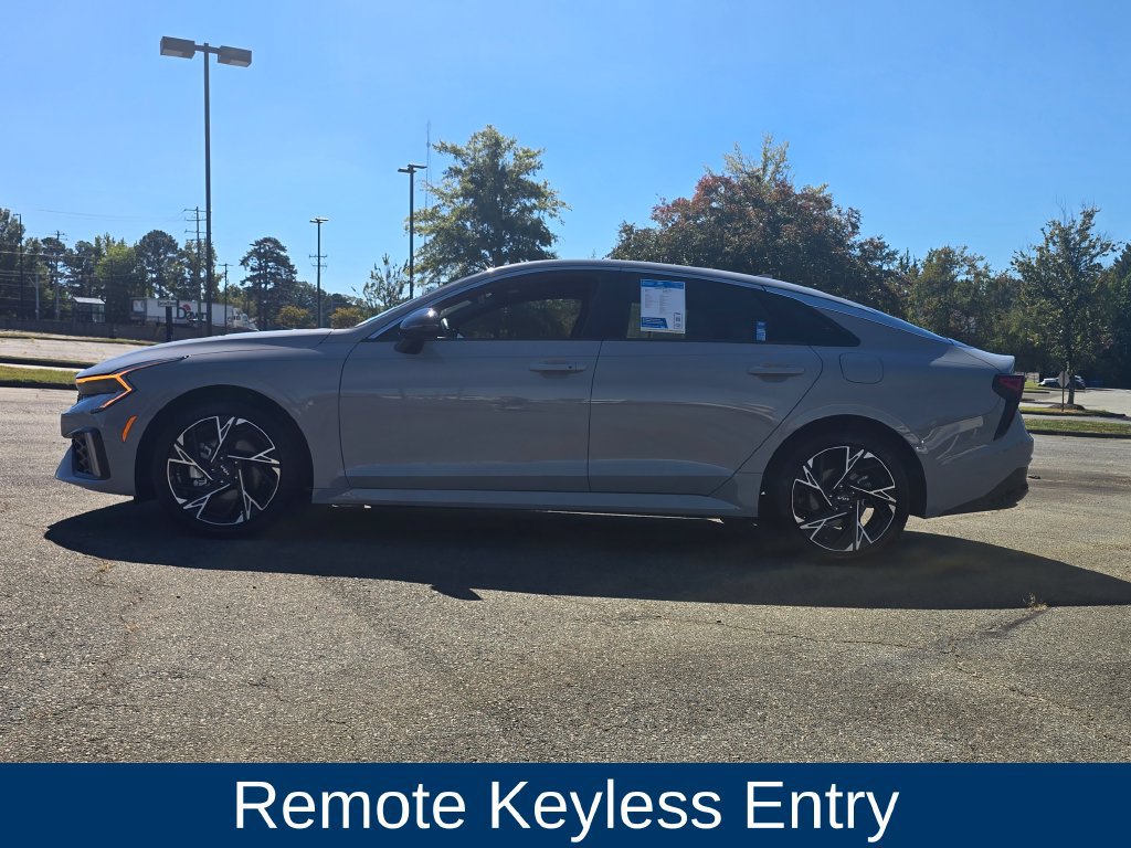 Used 2026 Kia K5 GT-Line w/ GT-Line Red Interior Package FWD image 4