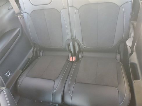 New 2025 Jeep Grand Cherokee L Altitude image 11