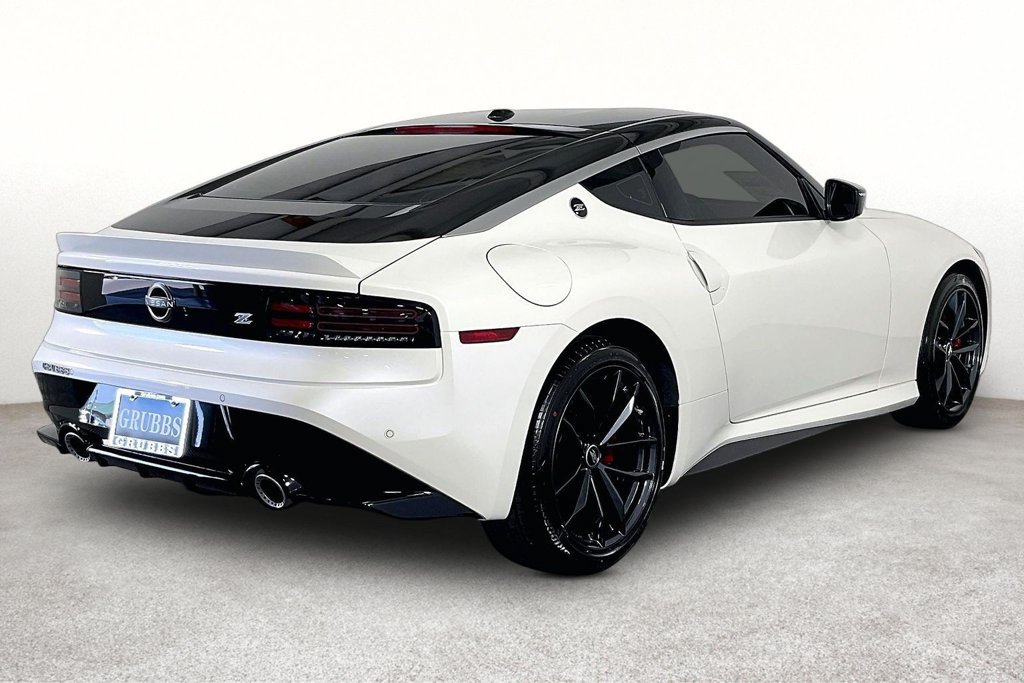 New 2026 Nissan Z Performance w/ Floor Mat Package RWD image 8