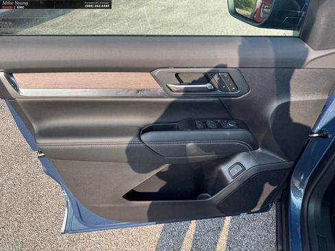 New 2027 GMC Terrain Denali AWD/4WD image 22