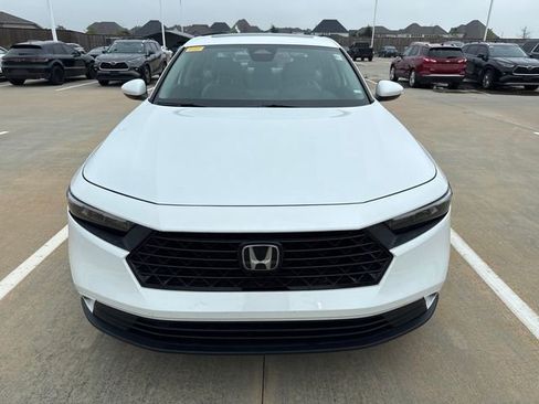 Used 2024 Honda Accord EX image 2