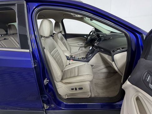 Used 2015 Ford Escape Titanium FWD image 5