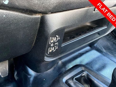 Used 2024 RAM 3500 Tradesman w/ Chrome Appearance Group AWD/4WD image 28