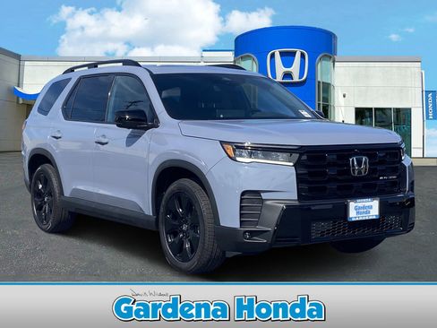 New 2026 Honda Pilot Black Edition image 1